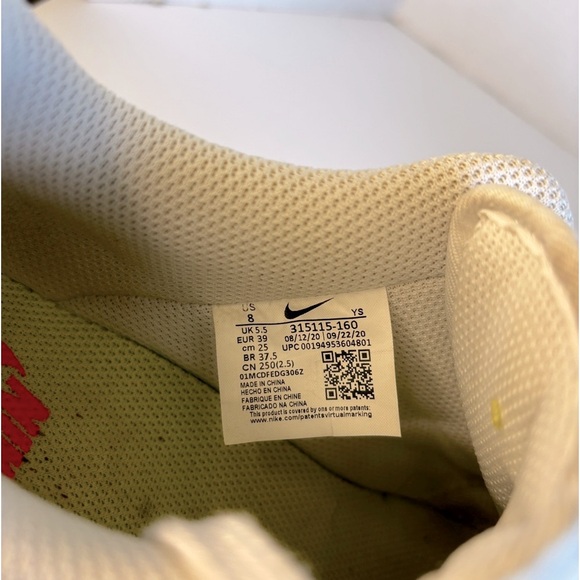 Nike Air Force 1 Women’s Sneakers SZ 8 White with Yellow Swoosh - Picture 7 of 7